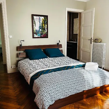 Grand Mons Proche Paris Apartment *