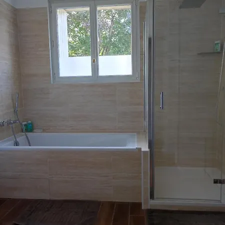 Grand Mons Proche Paris Apartment *