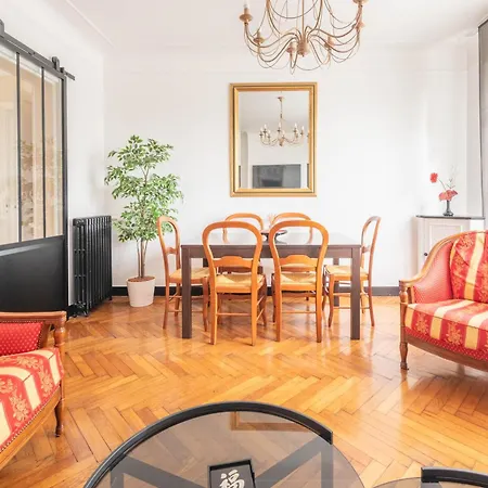 Grand De Charme Proche Paris Apartment *